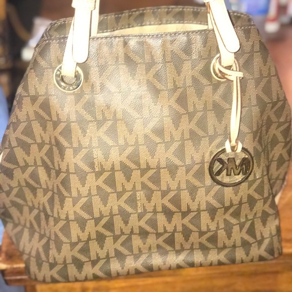Used Michael Kors TOTE bag - Picture 2 of 8